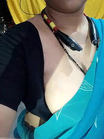 Stripchat-Public.Show-c-Sexynageena-2025.05.26.010025