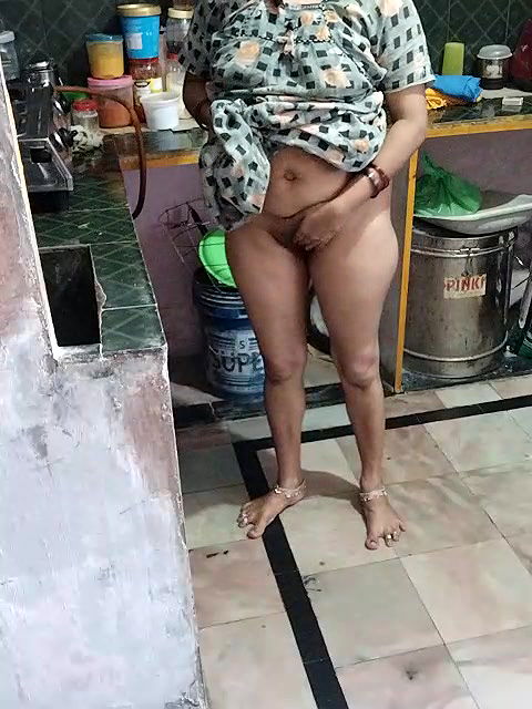 Stripchat-Public.Show-c-Sexynageena-2025.05.26.020257