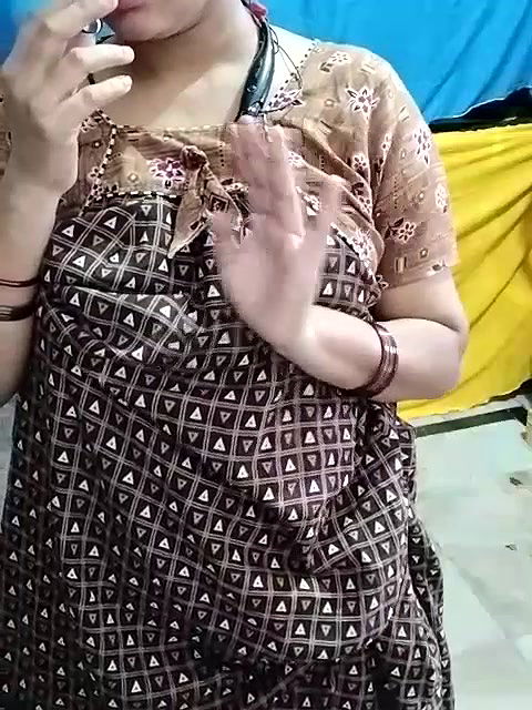 Stripchat-Public.Show-c-Sexynageena-2025.05.27.025222