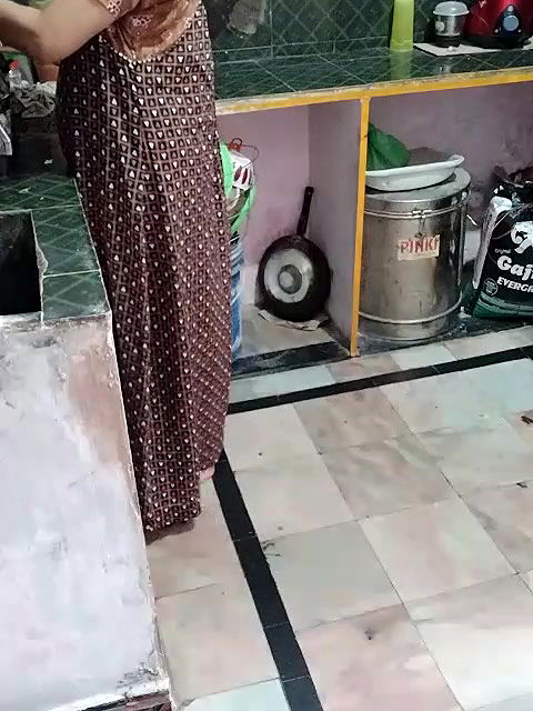 Stripchat-Public.Show-c-Sexynageena-2025.05.27.025222