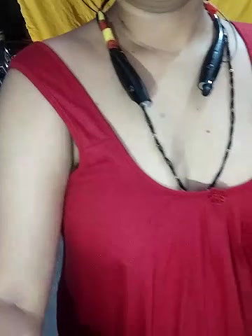 Stripchat-Public.Show-c-Sexynageena-2025.05.27.191701