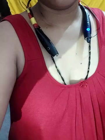 Stripchat-Public.Show-c-Sexynageena-2025.05.27.191701