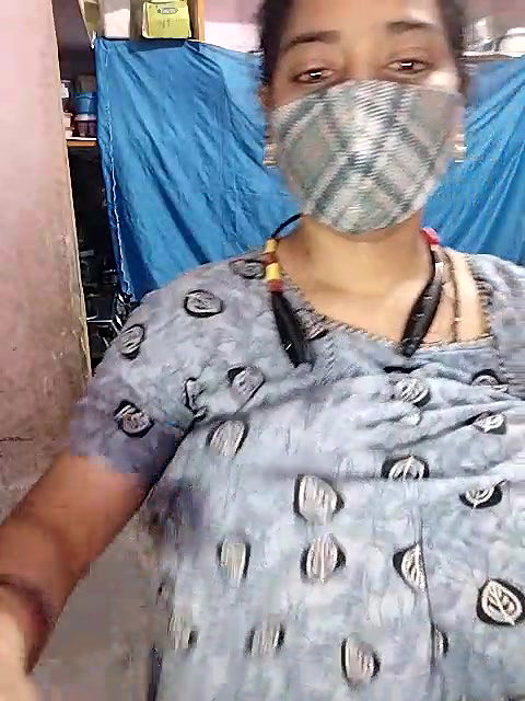 Stripchat-Public.Show-c-Sexynageena-2025.05.29.193650