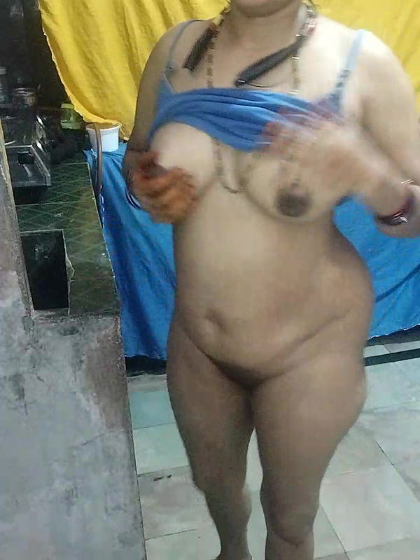 Stripchat-Public.Show-c-Sexynageena-2025.06.07.181403