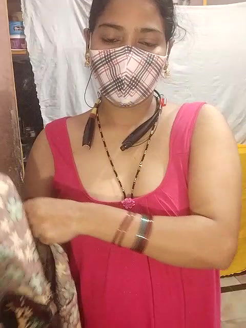 Stripchat-Public.Show-c-Sexynageena-2025.06.09.184501