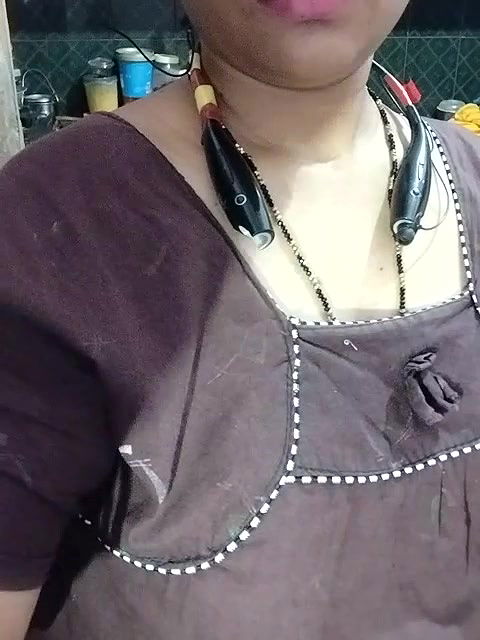 Stripchat-Public.Show-c-Sexynageena-2025.06.15.013106