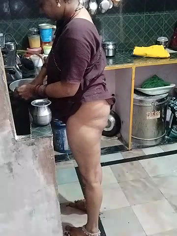 Stripchat-Public.Show-c-Sexynageena-2025.06.15.025928