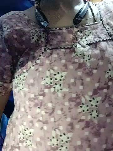 Stripchat-Public.Show-c-Sexynageena-2025.06.15.202836