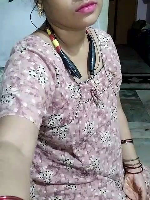 Stripchat-Public.Show-c-Sexynageena-2025.06.17.205106