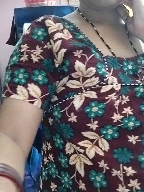 Stripchat-Public.Show-c-Sexynageena-2025.06.19.052945