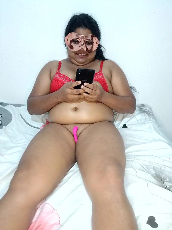 Stripchat-Public.Show-c-ShaHeenA_SL-2024.12.12.084546