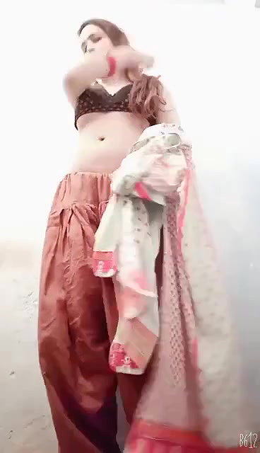 Cute Girl Shows Her Boobs and Ass