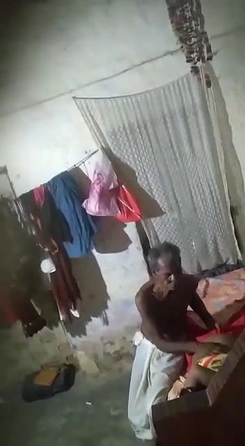 Horny Indian Bhabhi Fucked By Sasur