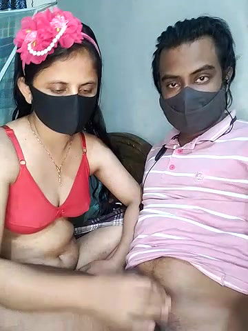 Stripchat-Public.Show-c-Younger_Couples-2025.03.21.175652