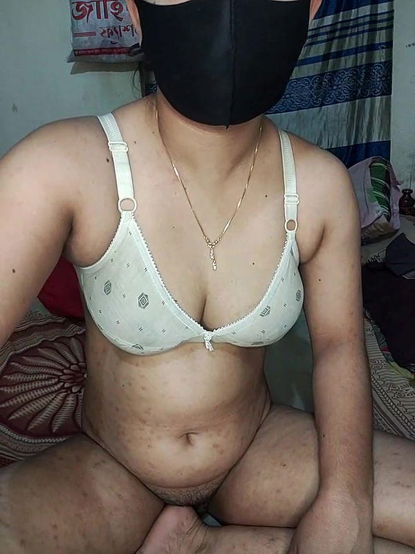 Stripchat-Public.Show-c-Younger_Couples-2025.04.20.031706