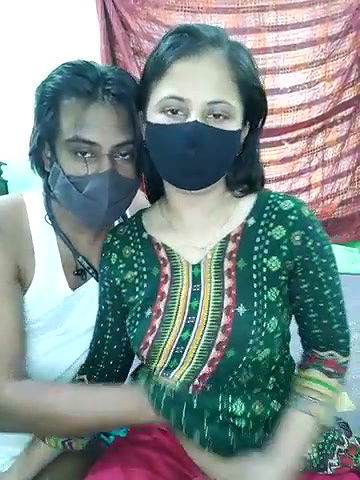 Stripchat-Public.Show-c-Younger_Couples-2025.05.03.062004