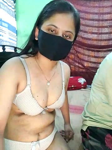 Stripchat-Public.Show-c-Younger_Couples-2025.05.08.044008