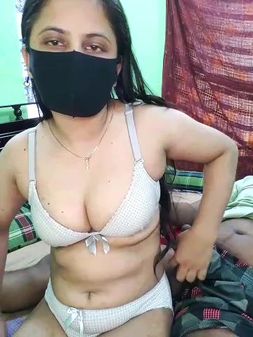 Stripchat-Public.Show-c-Younger_Couples-2025.05.08.052521