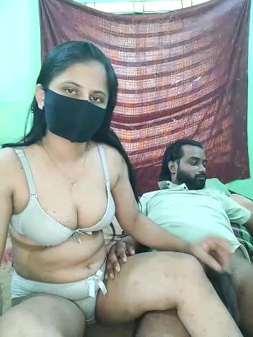 Stripchat-Public.Show-c-Younger_Couples-2025.05.08.084915