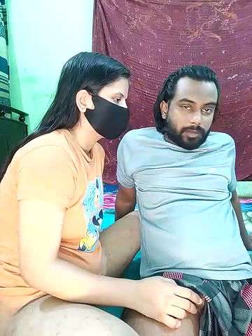 Stripchat-Public.Show-c-Younger_Couples-2025.05.11.175037