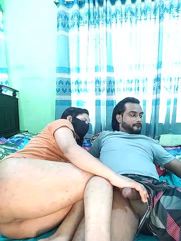 Stripchat-Public.Show-c-Younger_Couples-2025.05.13.031217