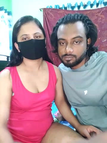 Stripchat-Public.Show-c-Younger_Couples-2025.05.14.032136