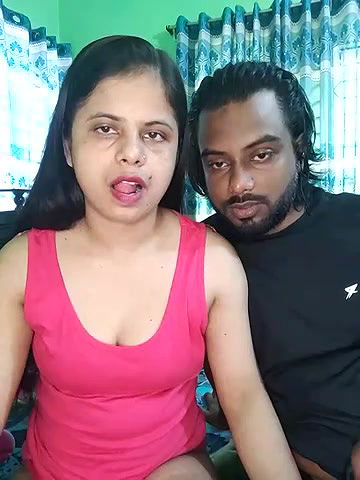 Stripchat-Public.Show-c-Younger_Couples-2025.05.15.032505