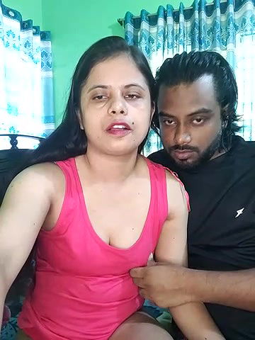 Stripchat-Public.Show-c-Younger_Couples-2025.05.15.032505