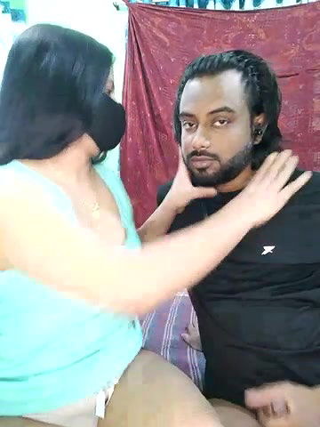 Stripchat-Public.Show-c-Younger_Couples-2025.05.17.025701