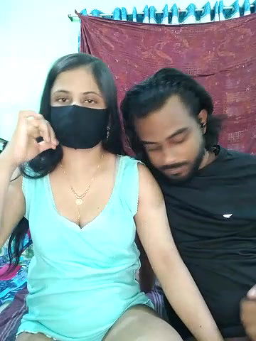 Stripchat-Public.Show-c-Younger_Couples-2025.05.17.031545