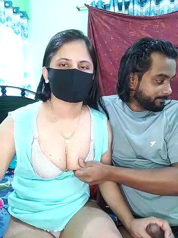 Stripchat-Public.Show-c-Younger_Couples-2025.05.19.024900