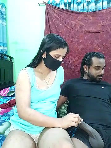 Stripchat-Public.Show-c-Younger_Couples-2025.05.19.170111