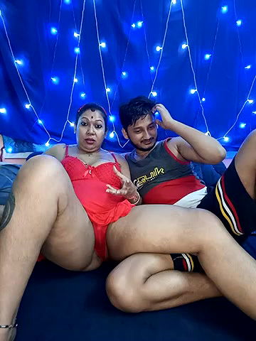 Stripchat-Public.Show-c-YOUR_LOVELY-40-2025.02.07.210905