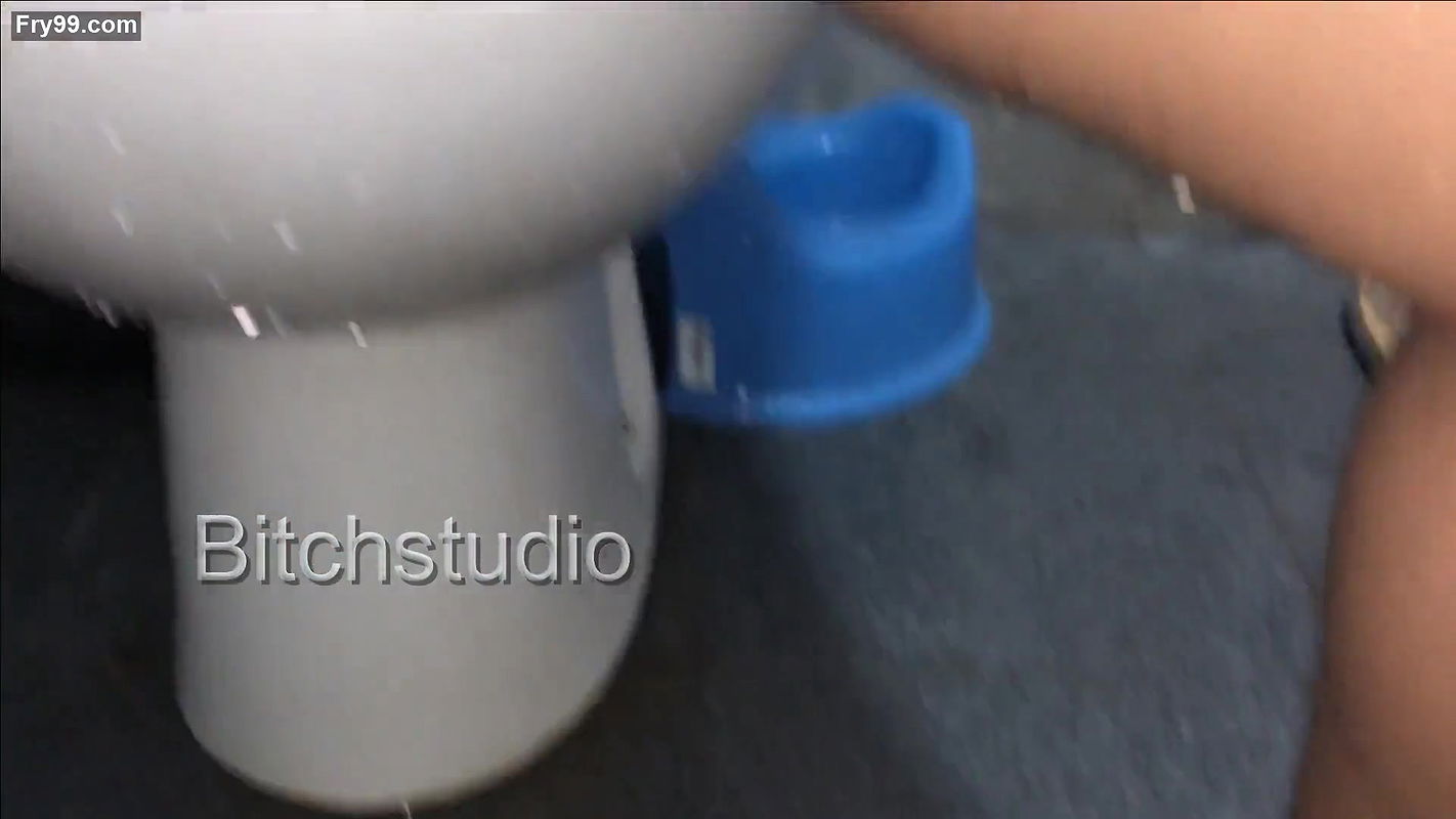 wife get fun with peeing part 1