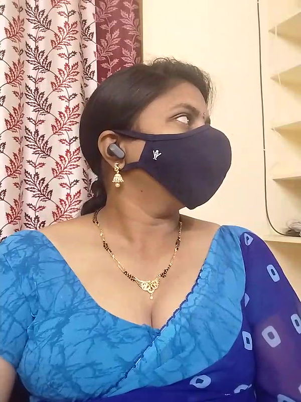 Stripchat-Public.Show-f-Indian-Indhuja-2025.02.04.025942