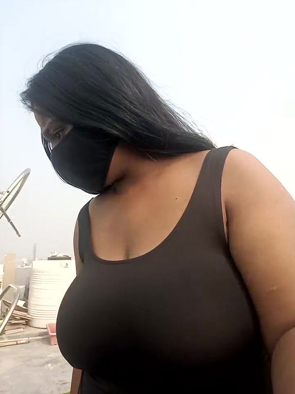 Stripchat-Public.Show-f-Kanak_5-2024.11.25.045213