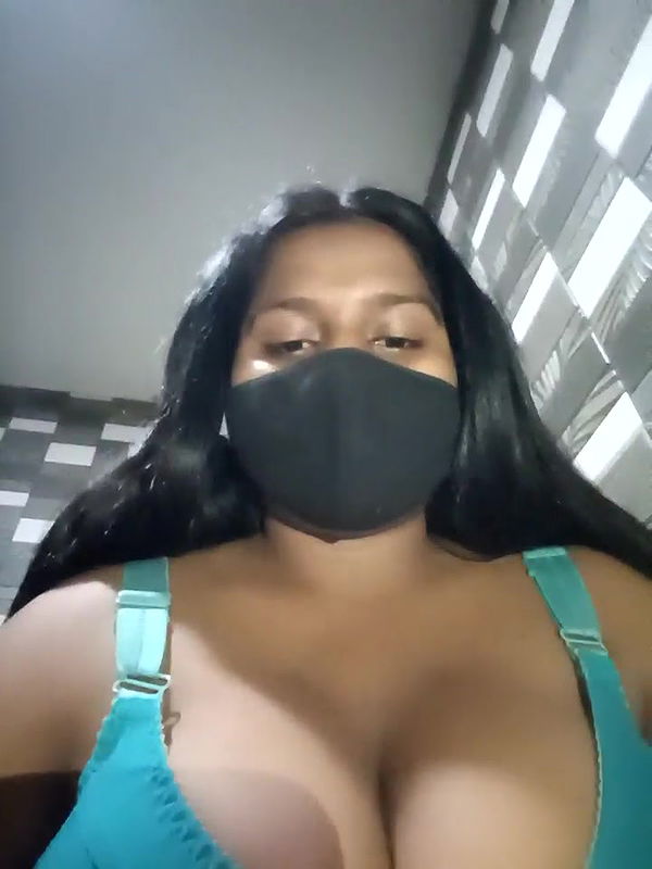 Stripchat-Public.Show-f-Kanak_5-2025.01.08.124910