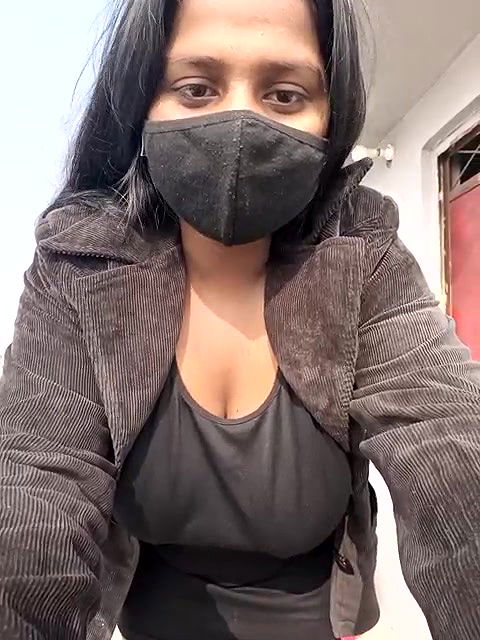 Stripchat-Public.Show-f-Kanak_5-2025.01.13.074406