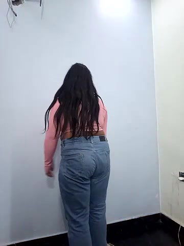 Stripchat-Public.Show-f-Kanak_5-2025.02.03.105507