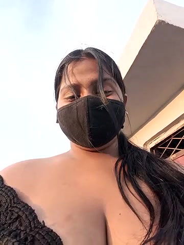 Stripchat-Public.Show-f-Kanak_5-2025.02.24.120827