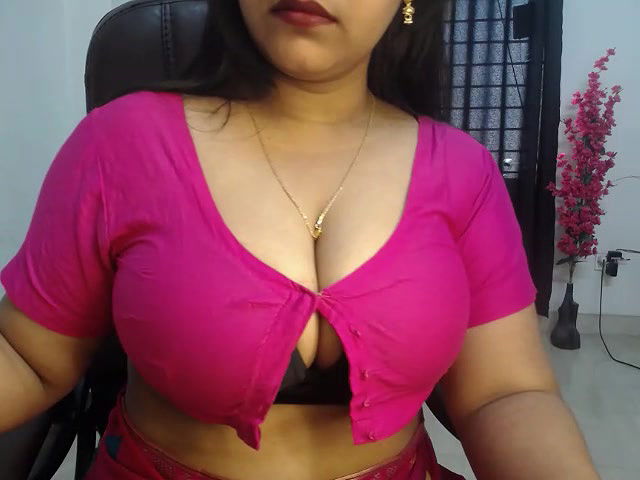 Stripchat-Public.Show-f-Queen_Jessia-2025.01.17.061400