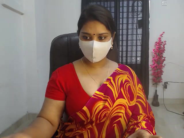 Stripchat-Public.Show-f-Queen_Jessia-2025.01.20.062239