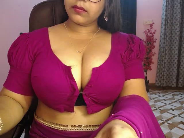 Stripchat-Public.Show-f-Queen_Jessia-2025.05.08.042944