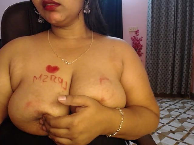 Stripchat-Public.Show-f-Queen_Jessia-2025.05.12.041929