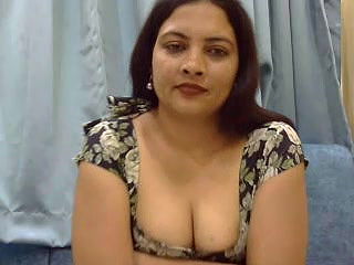 Stripchat-Public.Show-f-tripti2-2025.04.18.002805