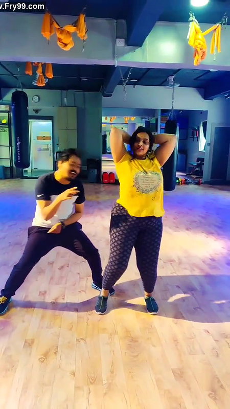 Anupama swathi huge kundi ass shake cheeks crack swollen pussy visible