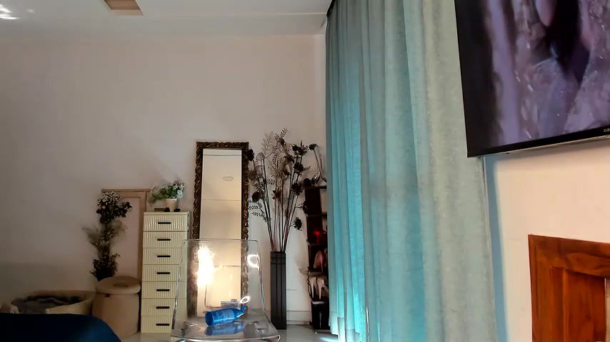 Stripchat-Public.Show-c-Bad_Girl_Kayra69-2025.05.05.033703