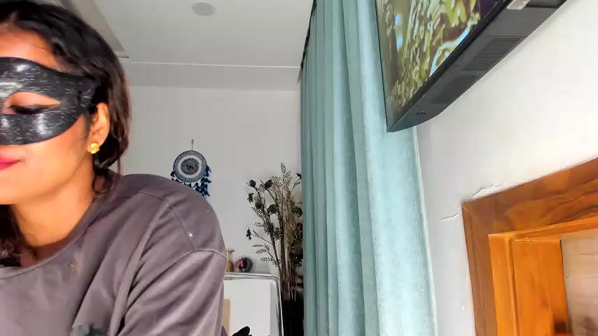 Stripchat-Public.Show-c-Bad_Girl_Kayra69-2025.06.08.125738