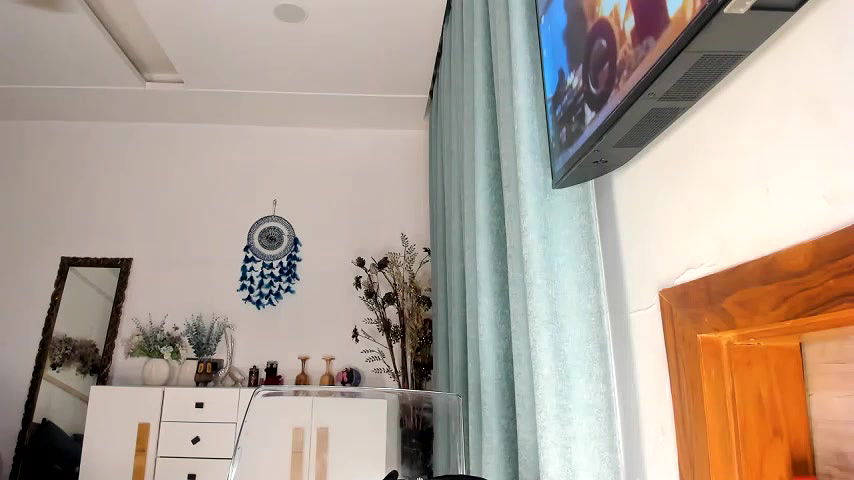 Stripchat-Public.Show-c-Bad_Girl_Kayra69-2025.06.08.125738