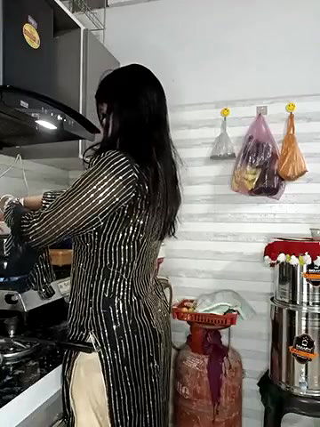 Stripchat-Public.Show-c-Best-Couple-2025.02.15.071831